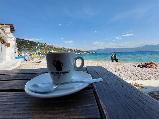 Porto Club Baška