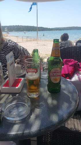 Opinii despre Caffe bar "Balun" în Pirovac - Gastronomija i ugostiteljstvo