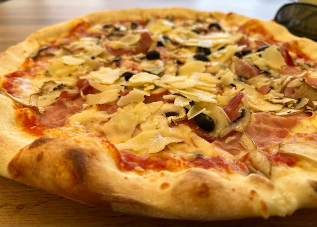 Cetinska cesta 32, 21310, Omiš