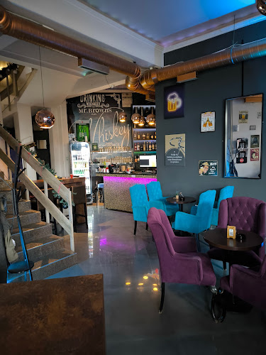 Mr. Brown Lounge Bar - Gastronomija i ugostiteljstvo