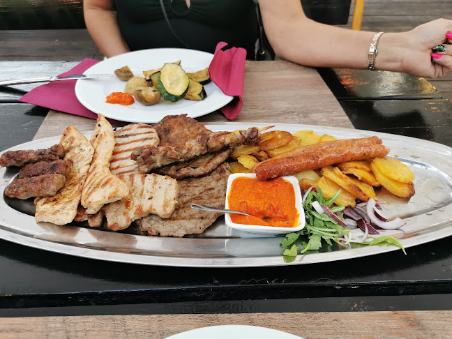 Opinii despre Pizza Cut Sandwich Bar COCO în Novalja - Gastronomija i ugostiteljstvo