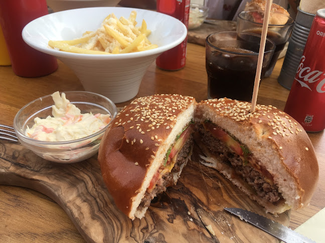 Opinii despre Burger & Co. în Novalja - Gastronomija i ugostiteljstvo