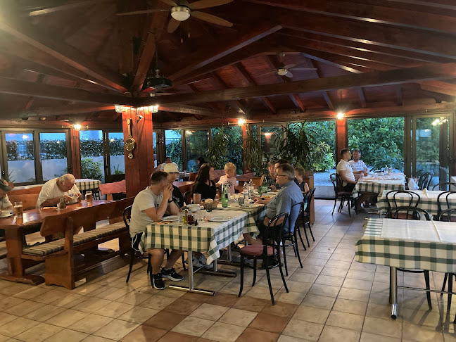 Opinii despre Restoran "Lovački rog" în Stobreč - Gastronomija i ugostiteljstvo