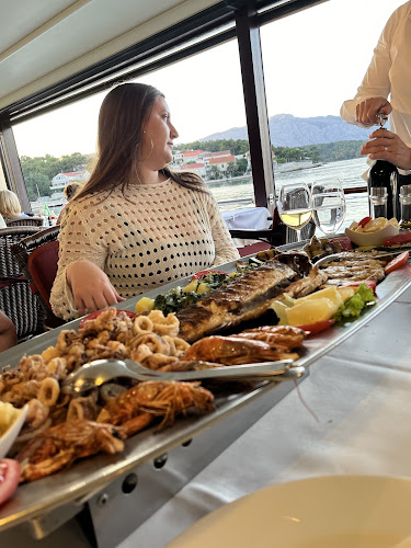 Comentarii opinii despre Konoba More