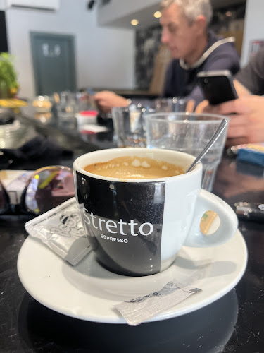 Opinii despre Caffe Bar Bogart în Krk - Gastronomija i ugostiteljstvo