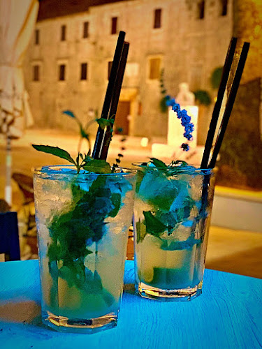 M&M bar - Gastronomija i ugostiteljstvo