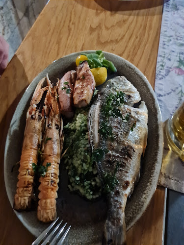 Opinii despre Konoba Okruk (Bistro Renata) în Okrug Gornji - Gastronomija i ugostiteljstvo