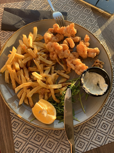 Opinii despre Konoba Pizzeria Lanterna în Kaštel Novi - Gastronomija i ugostiteljstvo