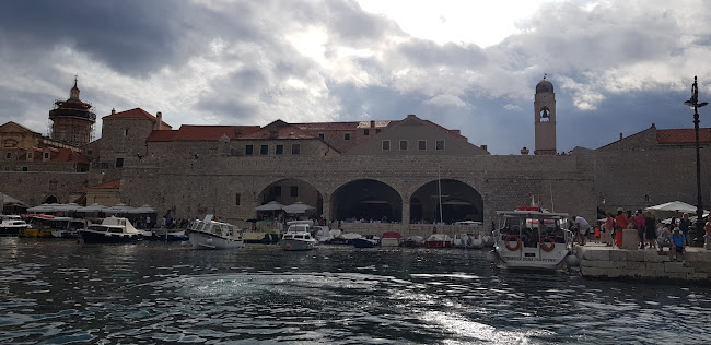 Opinii despre Cogito Coffee Shop / Dubrovnik Old Town în Dubrovnik - Gastronomija i ugostiteljstvo