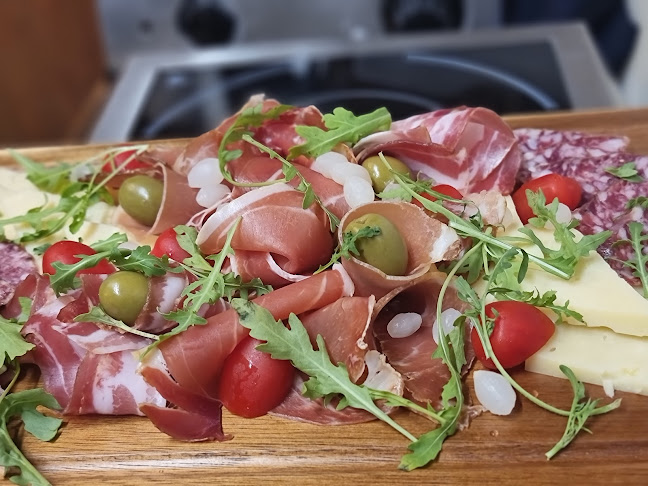 Restaurant "Viktor&Koko" food&wine - Gastronomija i ugostiteljstvo