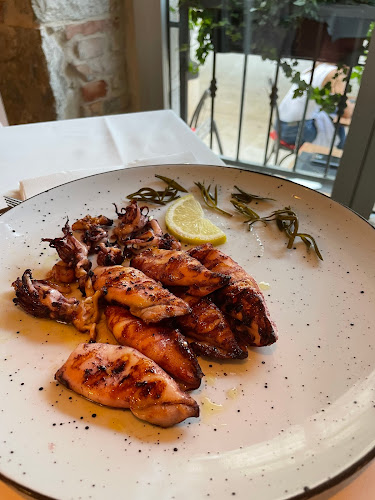 Tinel Split - Gastronomija i ugostiteljstvo