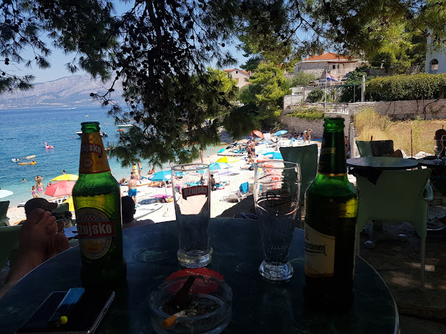 Opinii despre Beach Bar Mala Lozna în Postira - Gastronomija i ugostiteljstvo