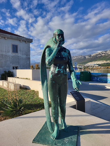 Cafe bar Diana - Gastronomija i ugostiteljstvo