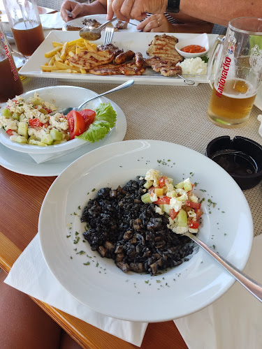 Gusarska Luka - Gastronomija i ugostiteljstvo