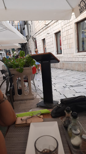 Gradska ul. 38, 21220, Trogir