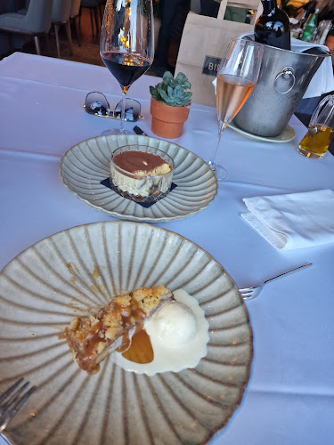 Kadena - Gastronomija i ugostiteljstvo