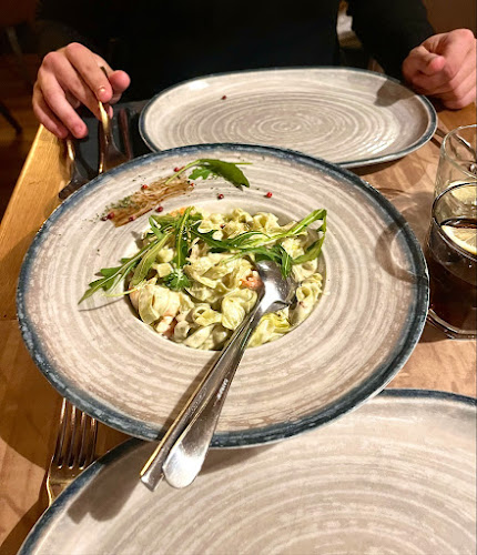 Ul. Josipa Eugena Tomića 3, 10000, Zagreb