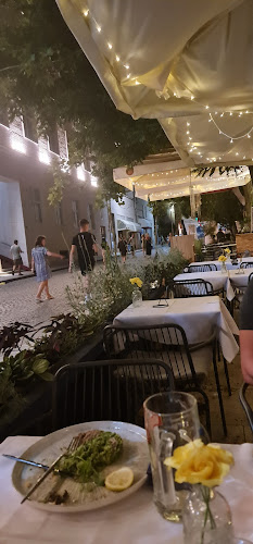 Zuva restaurant - Gastronomija i ugostiteljstvo