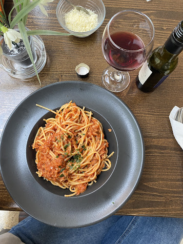 Restaurant & pizzeria Škafet