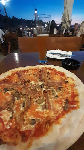 Comentarii opinii despre Bracera