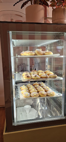 Oš Kolač - Artisan Cakes and Pastries - Gastronomija i ugostiteljstvo