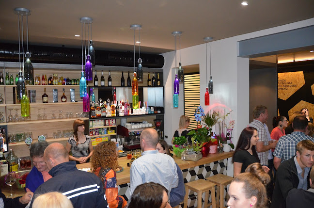 Comentarii opinii despre Caffe bar CENTAR