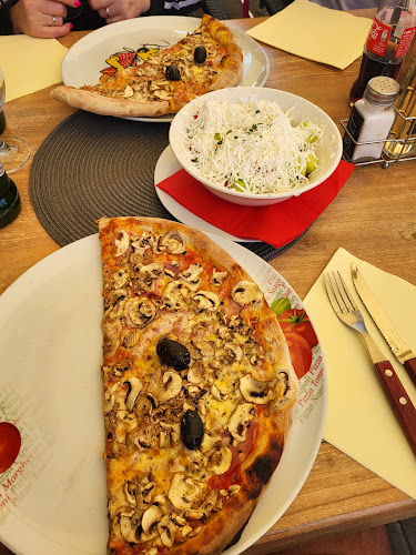 Opinii despre Bourbon Grill în Njivice - Gastronomija i ugostiteljstvo