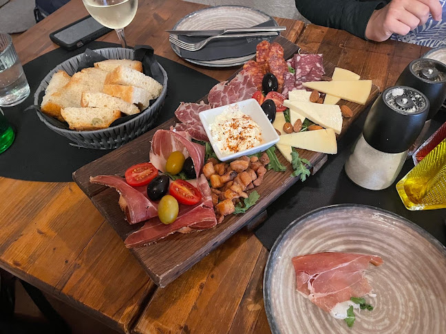 Restoran Uspinjača - Gastronomija i ugostiteljstvo