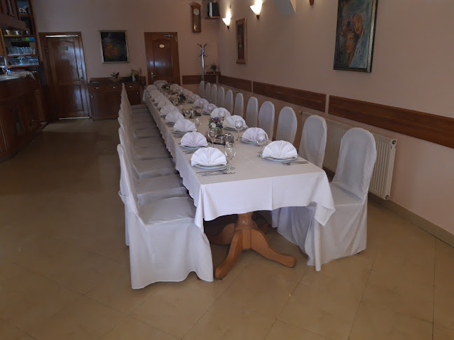 Zlatni Lampaš - Gastronomija i ugostiteljstvo