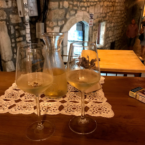 Restaurant "Viktor&Koko" food&wine - Gastronomija i ugostiteljstvo