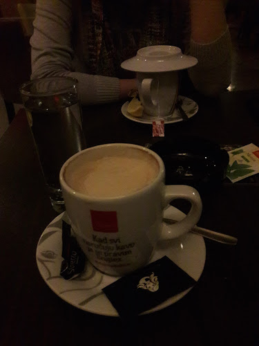 Ul. Ivana Pavla II 23-13, 31400, Đakovo