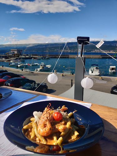 Comentarii opinii despre Bistro Macao & Catering