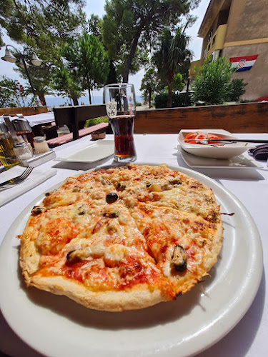 Comentarii opinii despre Piraten Restaurant