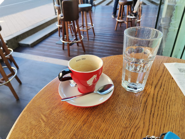 Opinii despre Caffe bar Mimoza în Opatija - Gastronomija i ugostiteljstvo