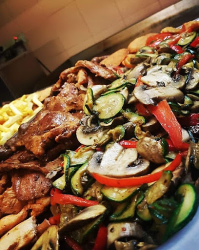 Fast food "LiLi" - Gastronomija i ugostiteljstvo