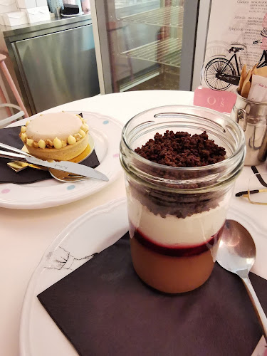 Oš Kolač - Artisan Cakes and Pastries