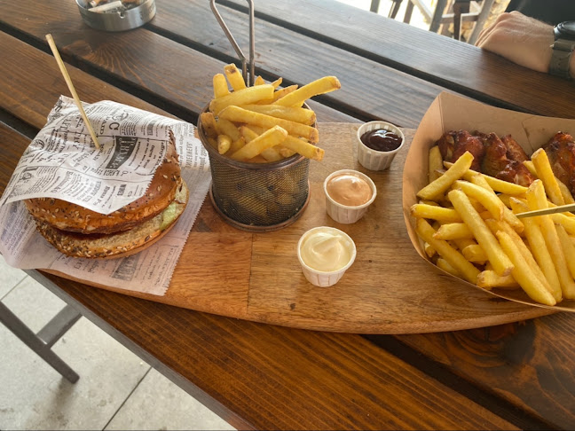 Ul. Silvija Strahimira Kranjčevića 6, 53291, Novalja