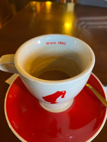 The Highlanders pub - Gastronomija i ugostiteljstvo