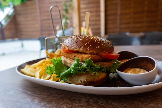 Pepper Pizza & Burger