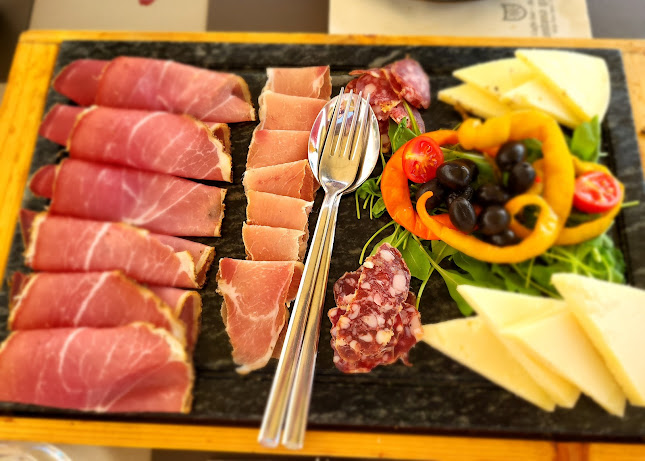 Comentarii opinii despre Bistro Bar Montona Gallery