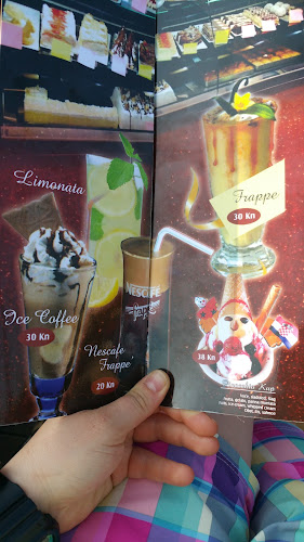 Opinii despre Gelateria-GARIBALDI în Umag - Gastronomija i ugostiteljstvo