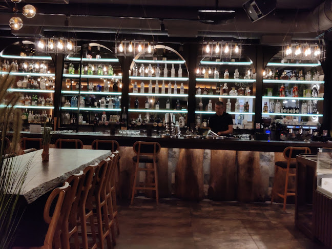 Tortuga Grill & Pub - Gastronomija i ugostiteljstvo