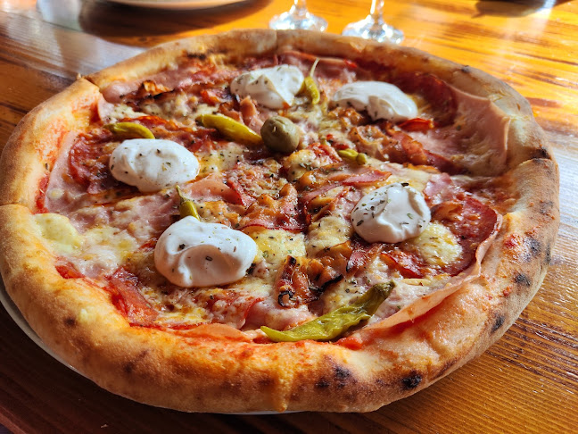 Bar & Grill Genius - Gastronomija i ugostiteljstvo