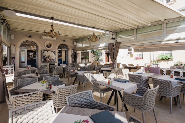 Obala Alda Rismonda 2, 52210, Rovinj