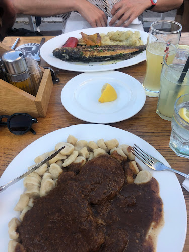 Comentarii opinii despre Buffet Fife