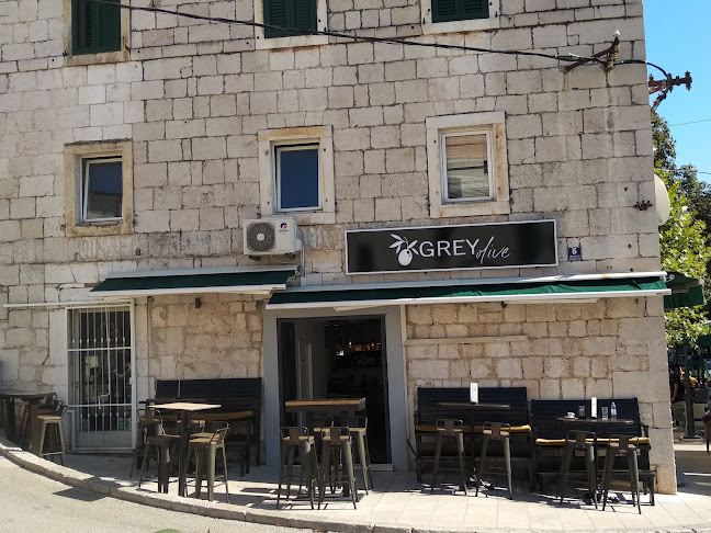 Grey Olive Bar