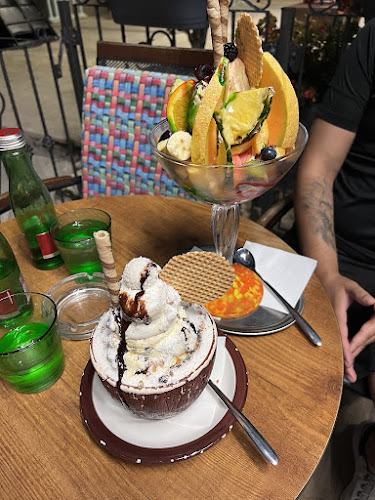 Obala kralja Petra Krešimira IV 1, 23210, Biograd na Moru