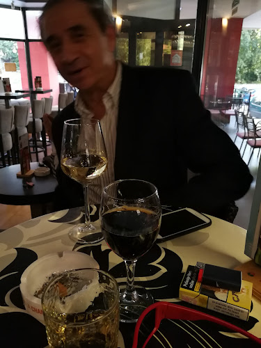 Opinii despre Caffe Bar Škorpion în Rijeka - Gastronomija i ugostiteljstvo