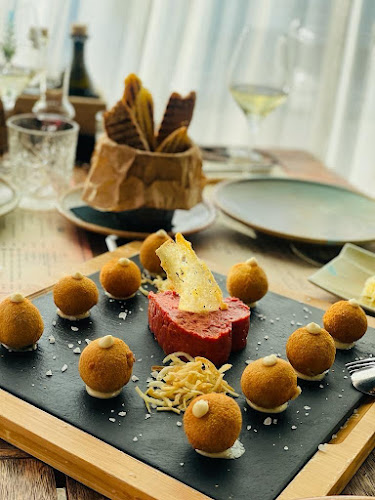 Obala kneza Branimira 6A, 23000, Zadar