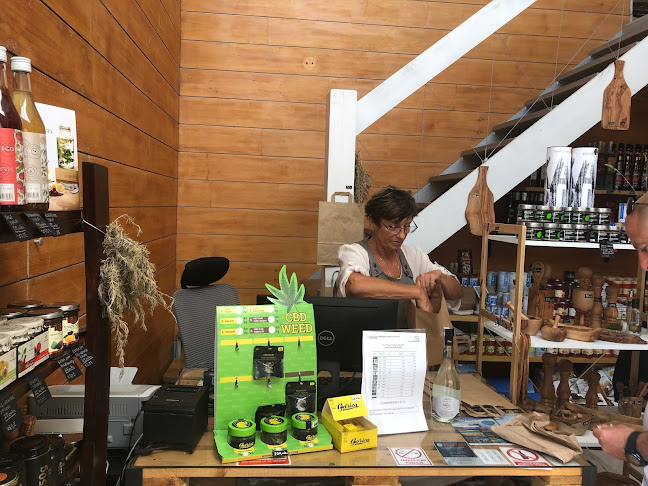 La Bura wine and deli shop - Gastronomija i ugostiteljstvo